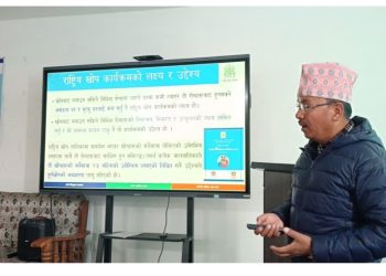किशोरीहरुलाइ पाठेघरकाे क्यान्सर बिरूद्व एच.पि.भी खाेप संचालन हुदै।